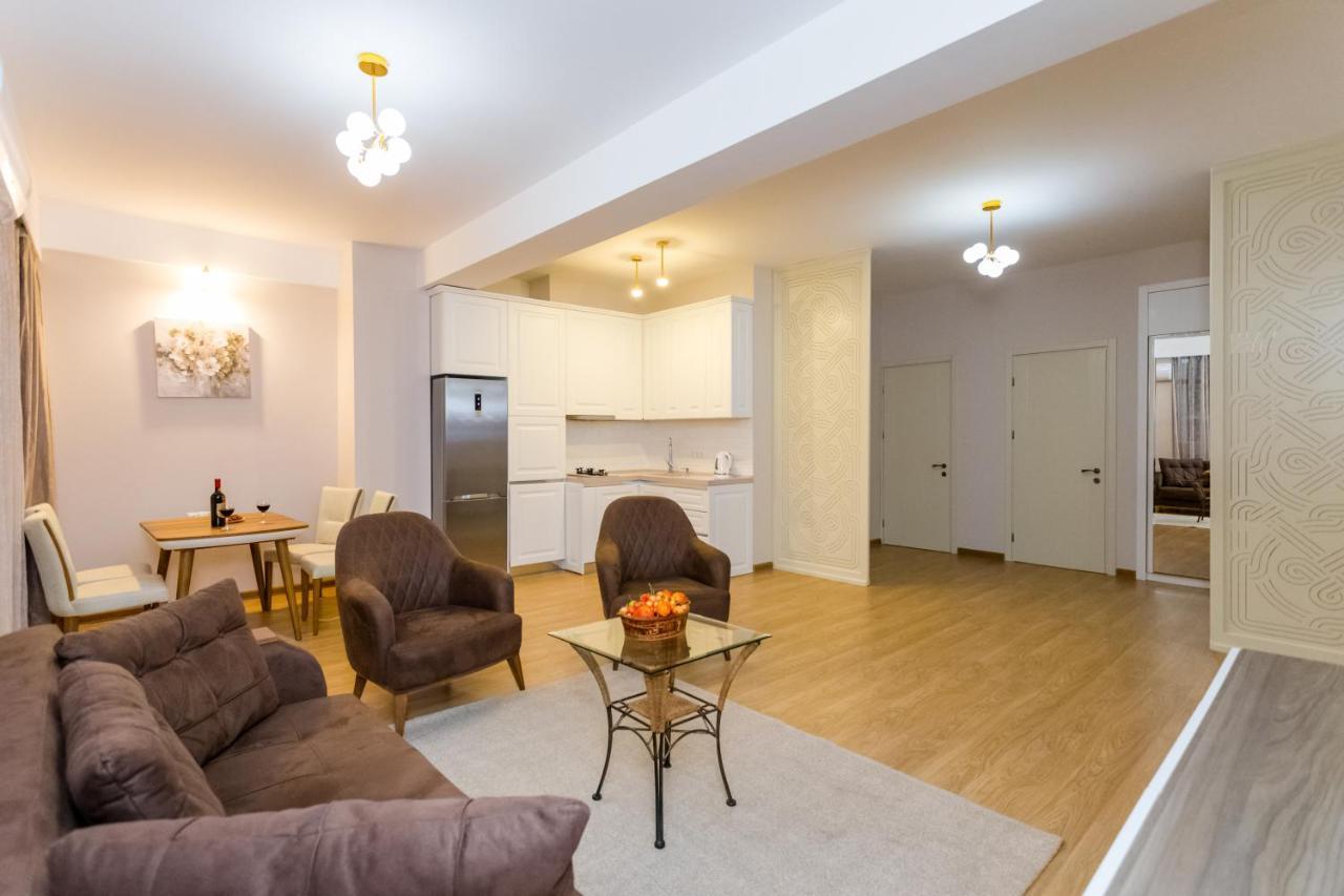 Central Comfort Place L Tbilisi Luaran gambar